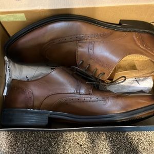 Nunn bush comfort gel dress shoe worn once like new